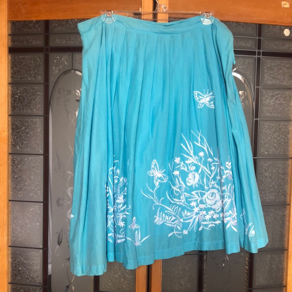 Women beaded embroidered skirt